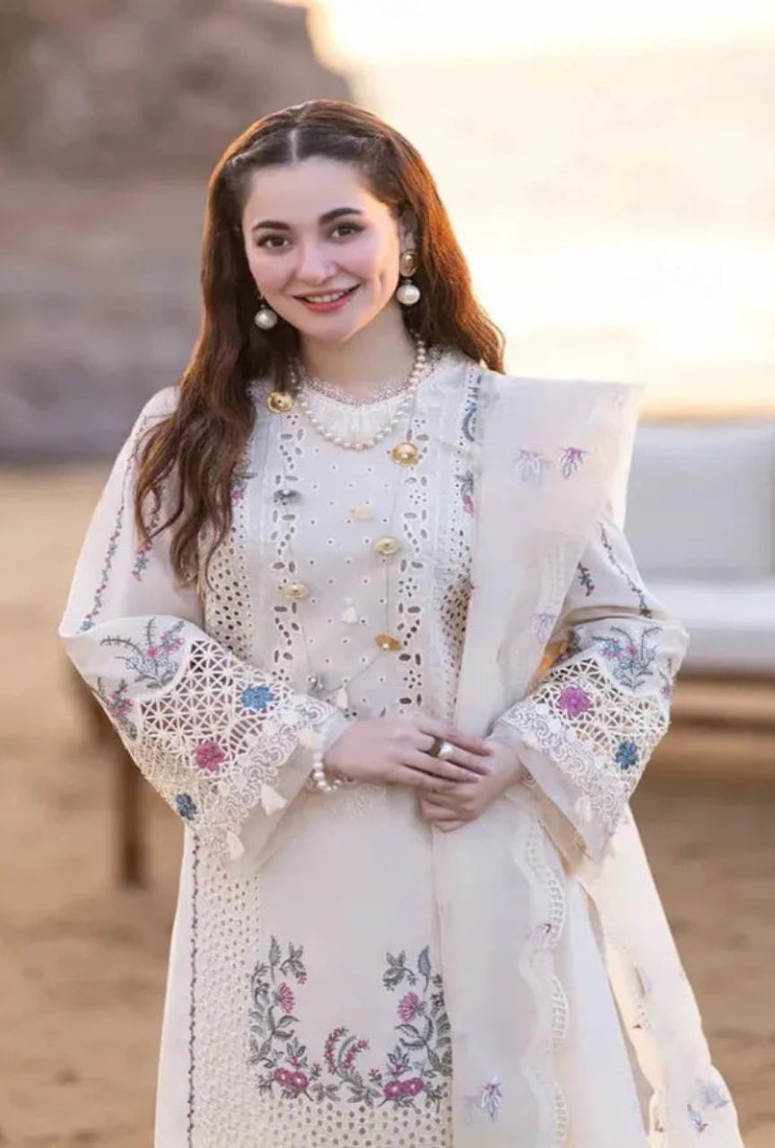 Heavy Embroidered Chickan Kari Lawn Suit ( Four-Sided Embroidered Organza Dupatta )