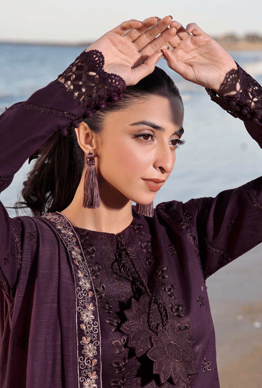 Unstitched 3 Piece Fully Embroidered Chickan Kari Lawn Suit With Fully Embroidered Lawn Dupatta