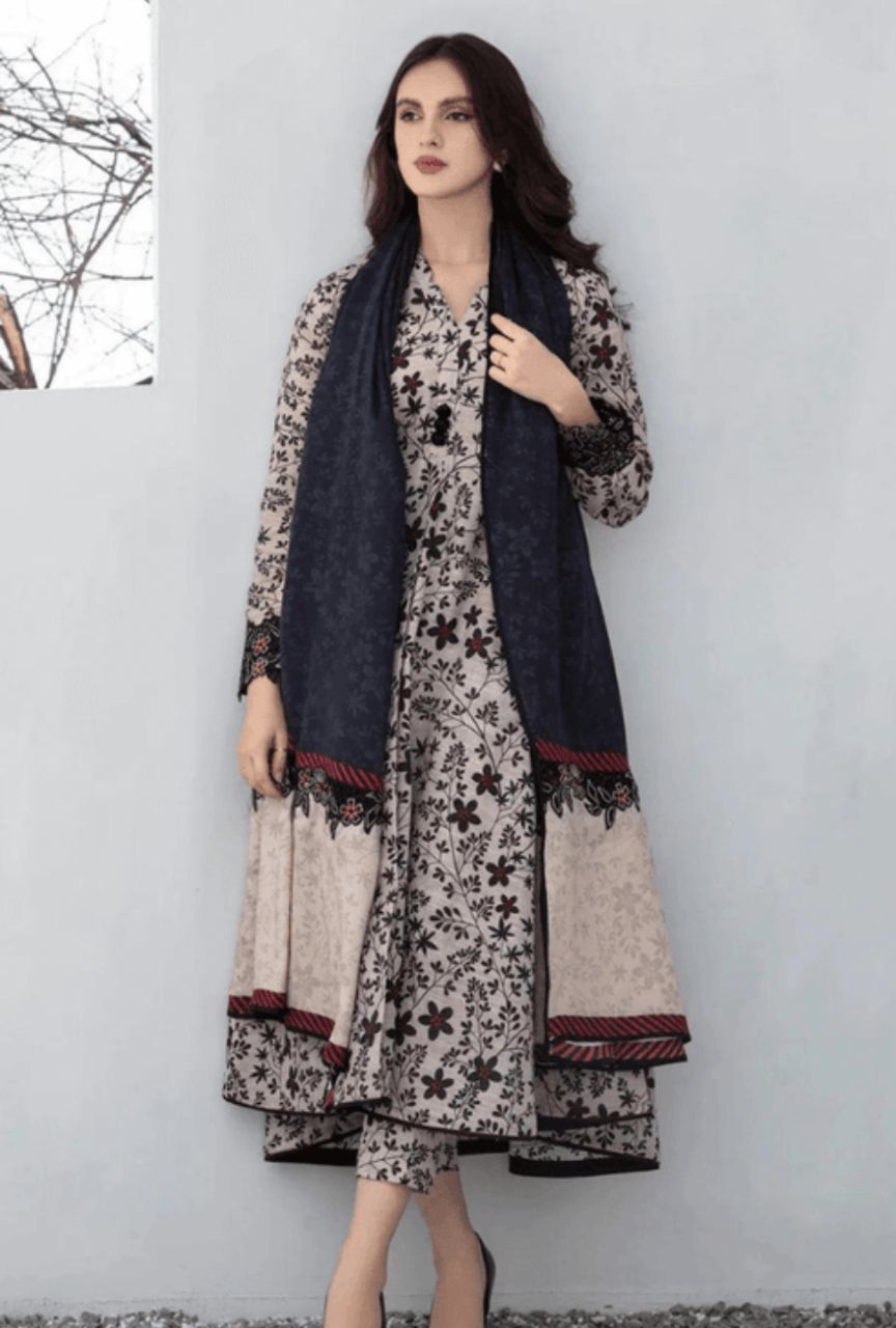 Unstitched 3 PEC Khaddar Digital Printed Suit with Digital Printed Khaddar Dupatta
