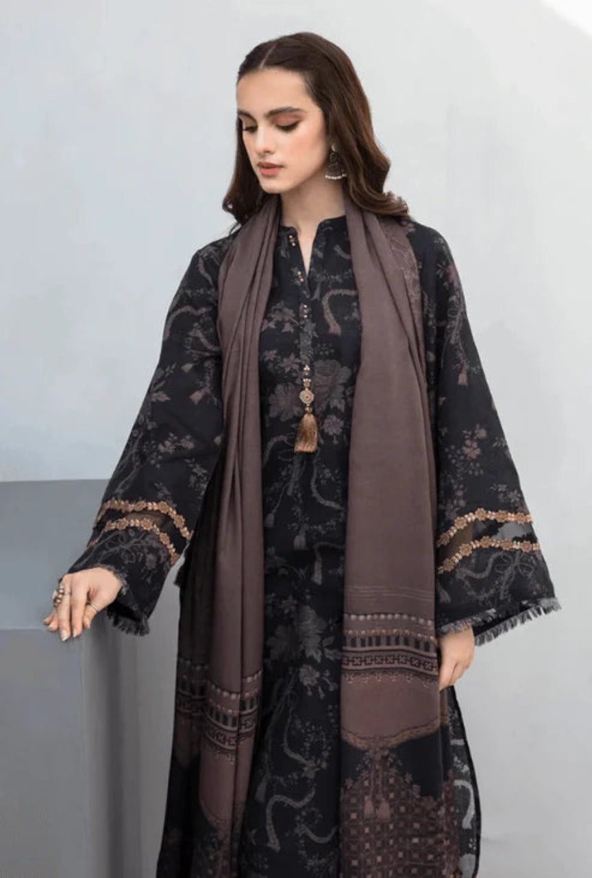 Unstitched 3 PEC Digital Printed Khaddar Suit With Printed Khaddar Dupatta