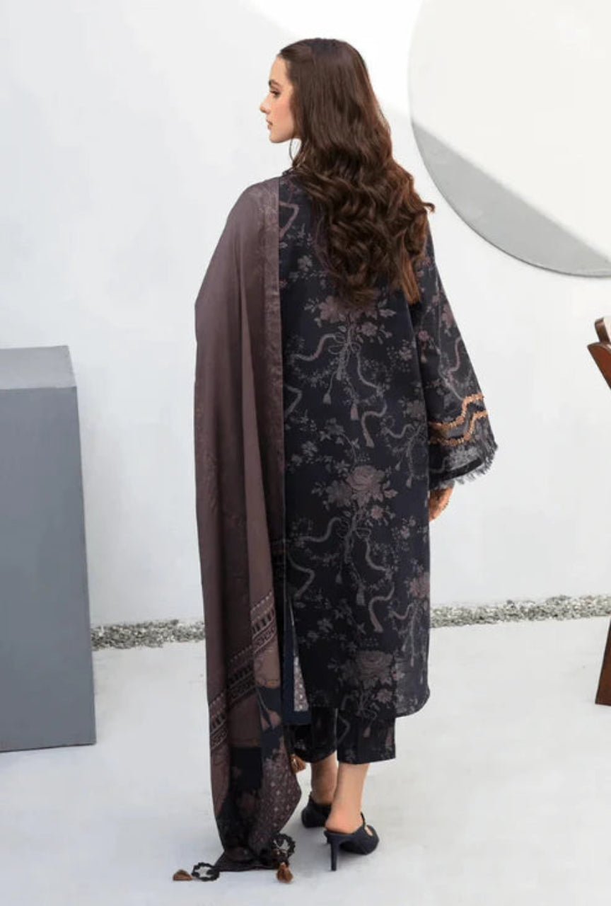 Unstitched 3 PEC Digital Printed Khaddar Suit With Printed Khaddar Dupatta