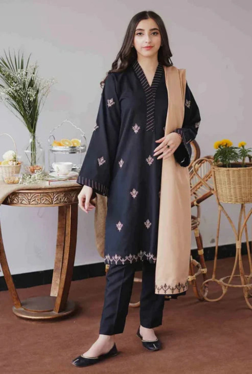 3 Piece Unstitched Heavy Embroidered Dhanak Suit ( Embroidered Dhanak Shawl )
