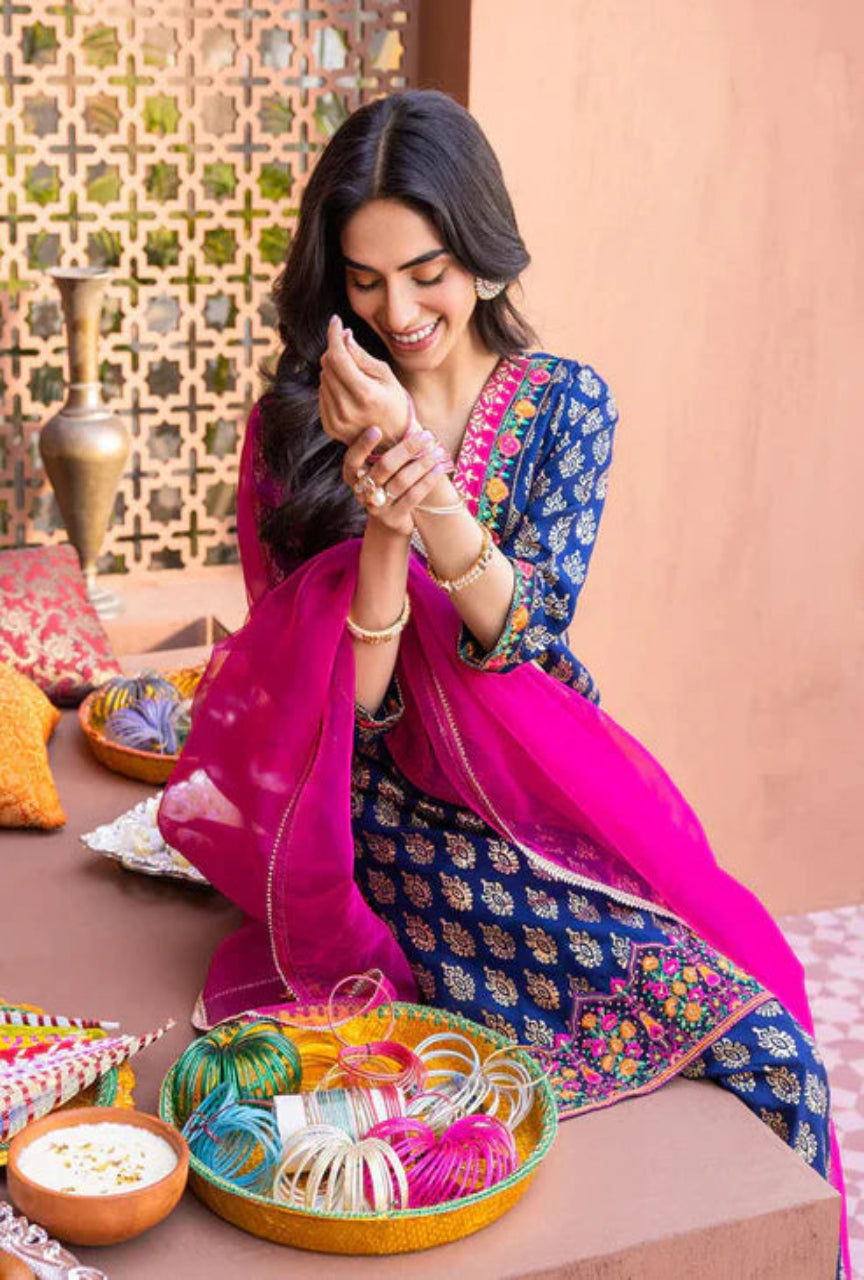 Unstitched 3 Piece Digital Printed Lawn Shirt Trouser And Dupatta with Embroidered Lace